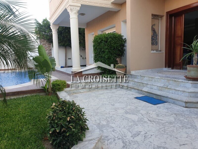 Villa S+5 à La Soukra_Chotrana 3